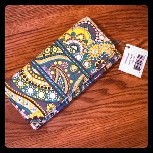 Vera Bradley Lemon Parfait Gallery Wallet